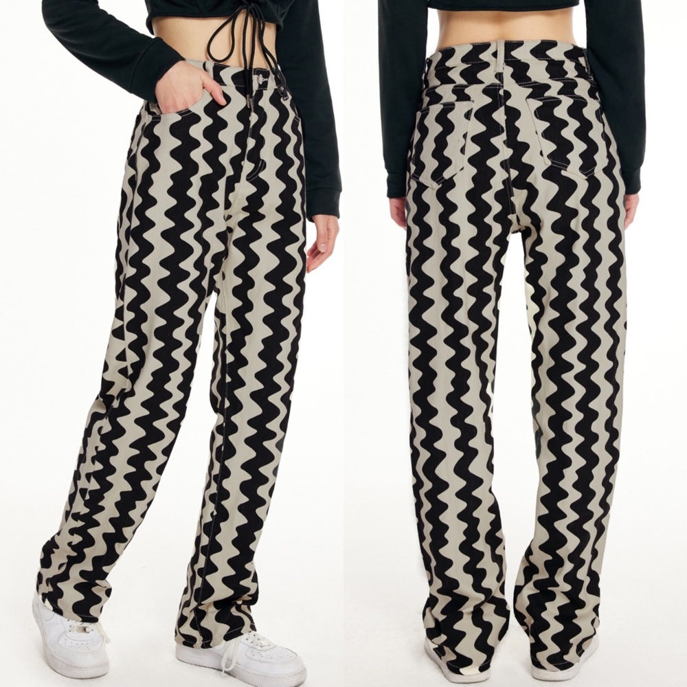Cider wavy retro straight leg jeans NWT